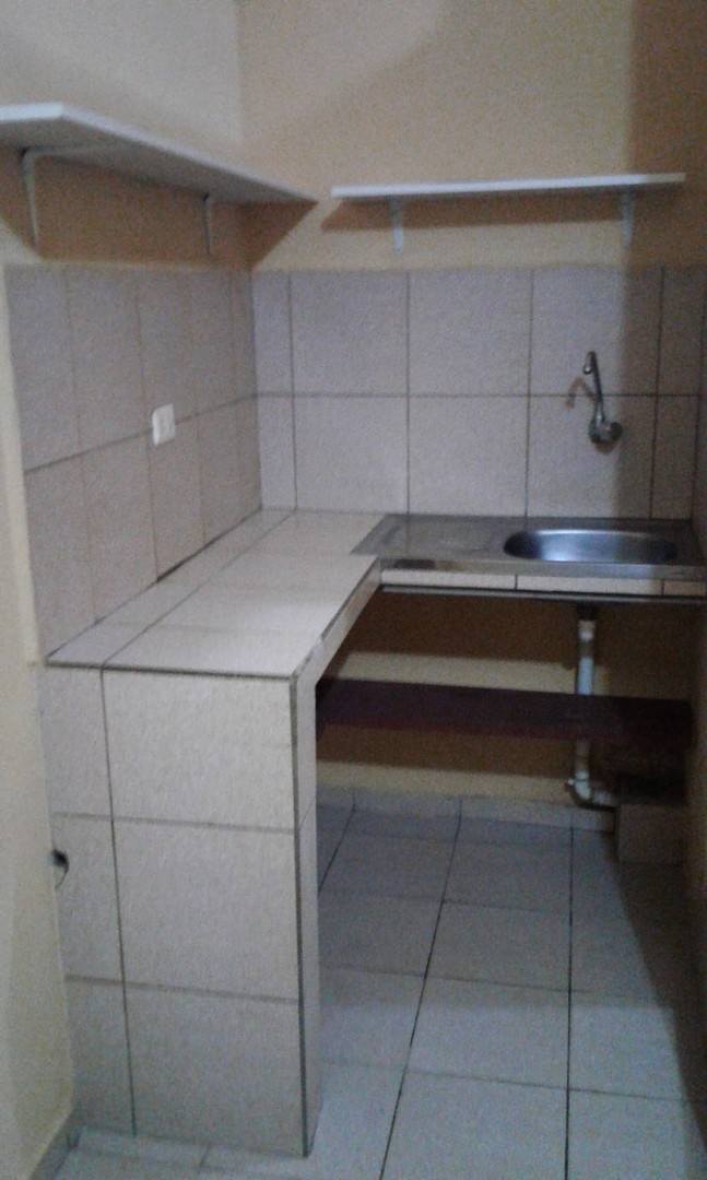 Habitación en AlquilerHabitación con baño privado y cocineta, 5° anillo Av. Banzer Foto 3