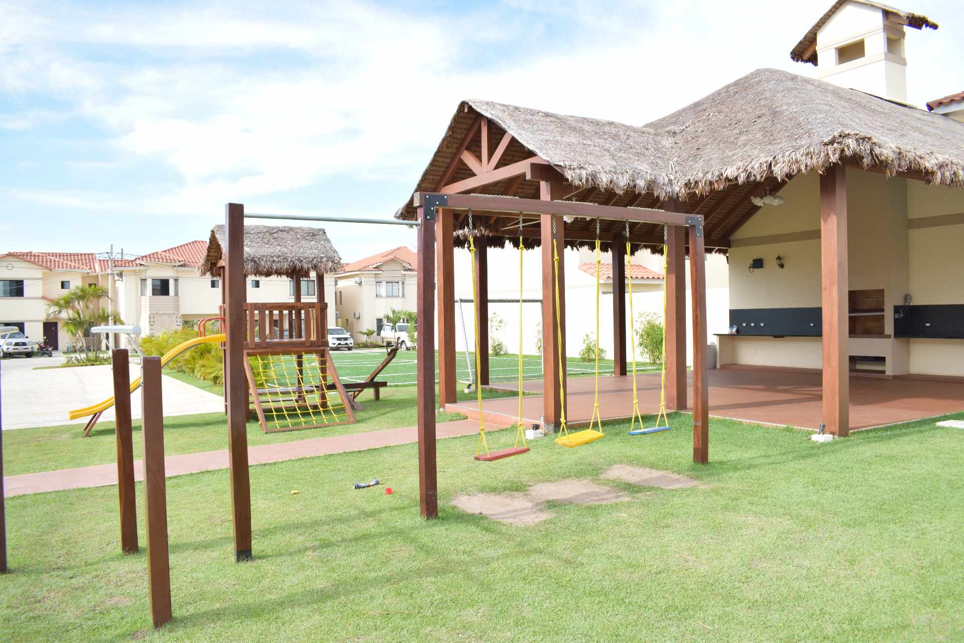 Casa en VentaCONDOMINIO MUNICH - ZONA NORTE 4 dormitorios 5 baños 2 parqueos Foto 16