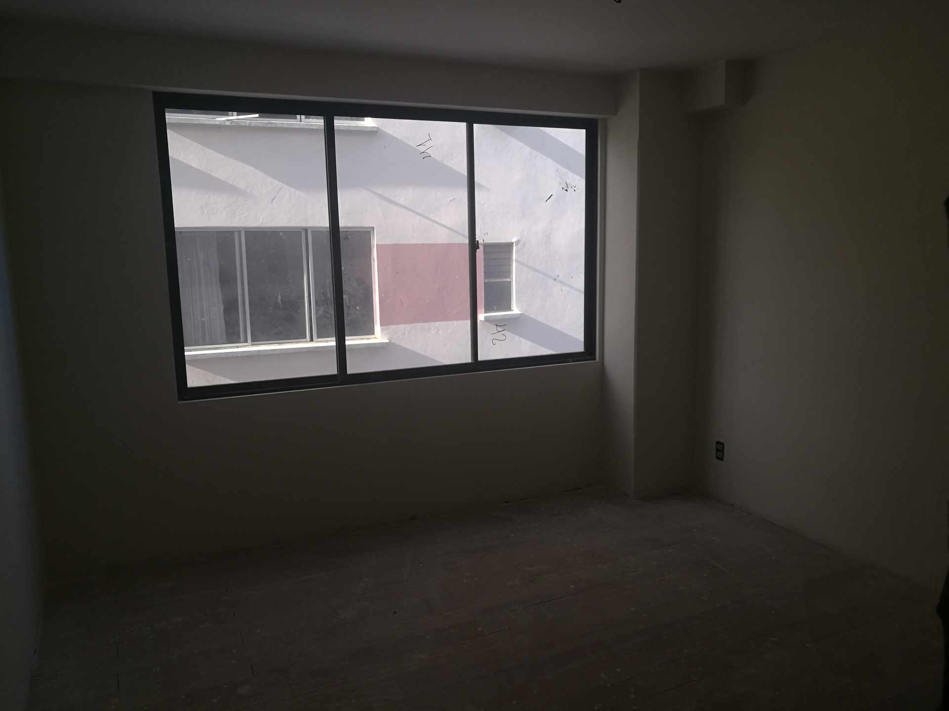 Departamento Zona miraflorez, calle Casiiro Corral, edificio CASSO, departamento 6D. Foto 4