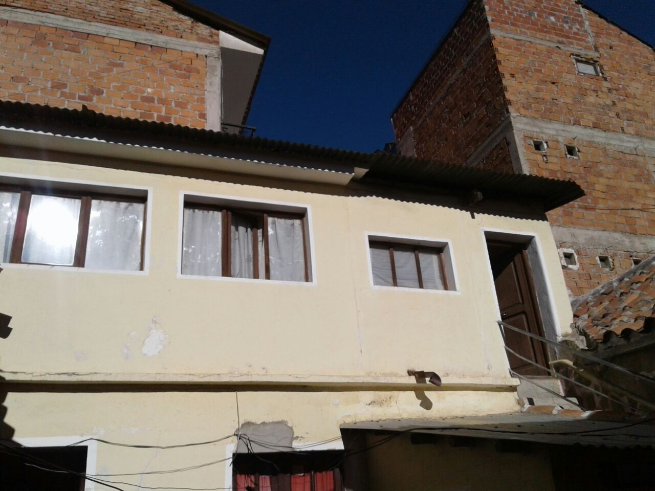 Casa Calle Koritambo (entre calle Urcullo y Camargo) Foto 1