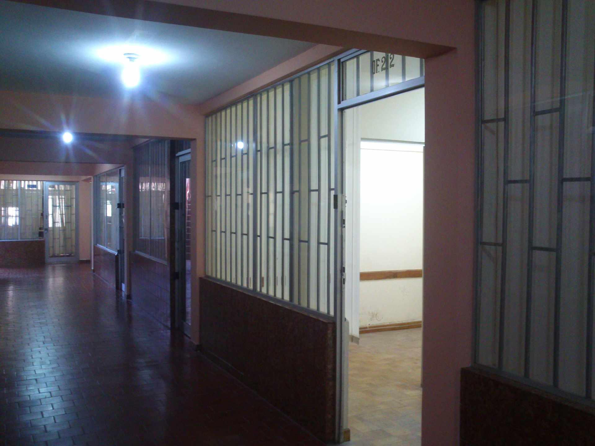 Oficina Plaza Alonso de Mendoza, La Paz  Foto 2