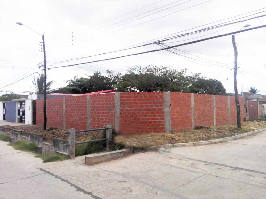 Casa COD-614 BARRIO 23 DE DICIEMBRE ZONA AV. VIRGEN DE COTOCA Foto 12