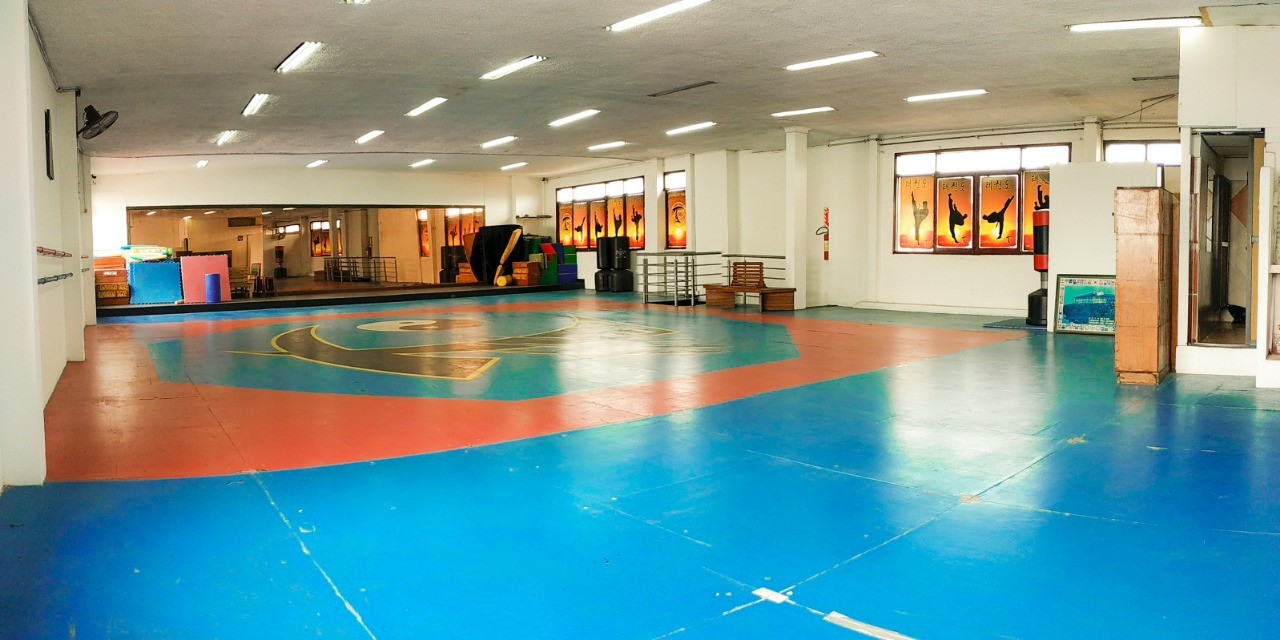 Edificio en Centro en Santa Cruz de la Sierra 5 dormitorios 5 baños 10 parqueos Foto 4