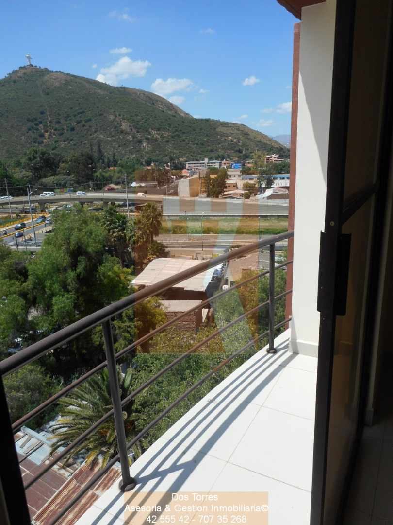 Departamento en Cala Cala en Cochabamba 4 dormitorios 3 baños 1 parqueos Foto 1