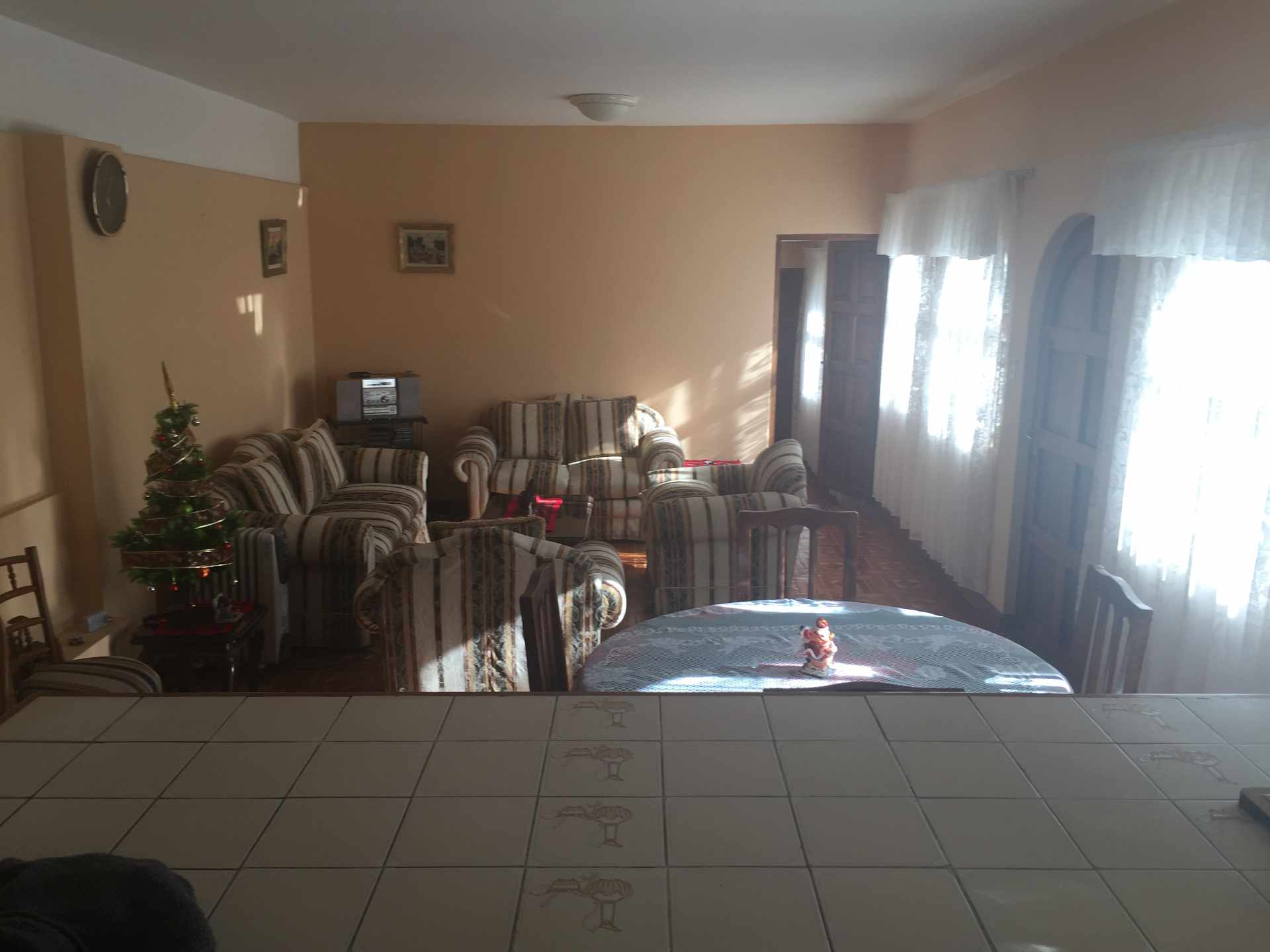Casa en Achumani en La Paz 2 dormitorios 2 baños 2 parqueos Foto 5