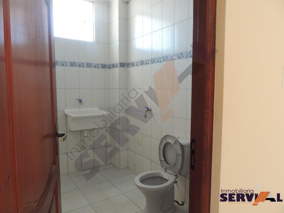 Departamento en Sudoeste en Cochabamba 3 dormitorios 2 baños 1 parqueos Foto 3