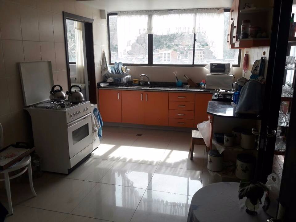 Departamento en Auquisamaña en La Paz 3 dormitorios 4 baños 1 parqueos Foto 7