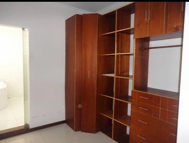 En Alquiler a $us 2,000 Foto 7