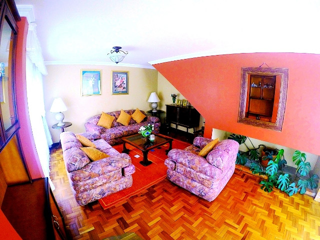 Casa en Seguencoma en La Paz 4 dormitorios 4 baños  Foto 8