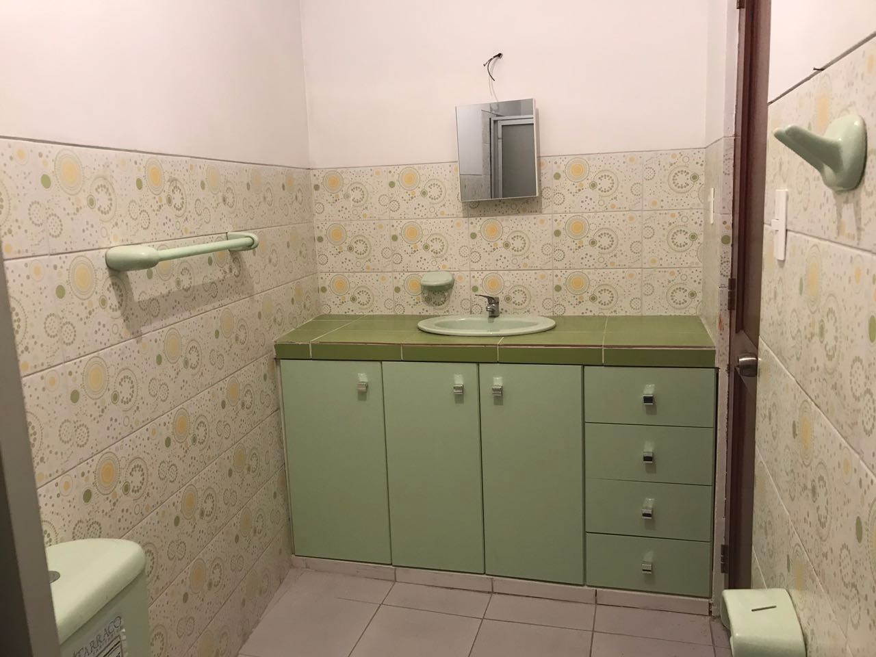 Departamento en Tembladerani en La Paz 2 dormitorios 1 baños  Foto 9