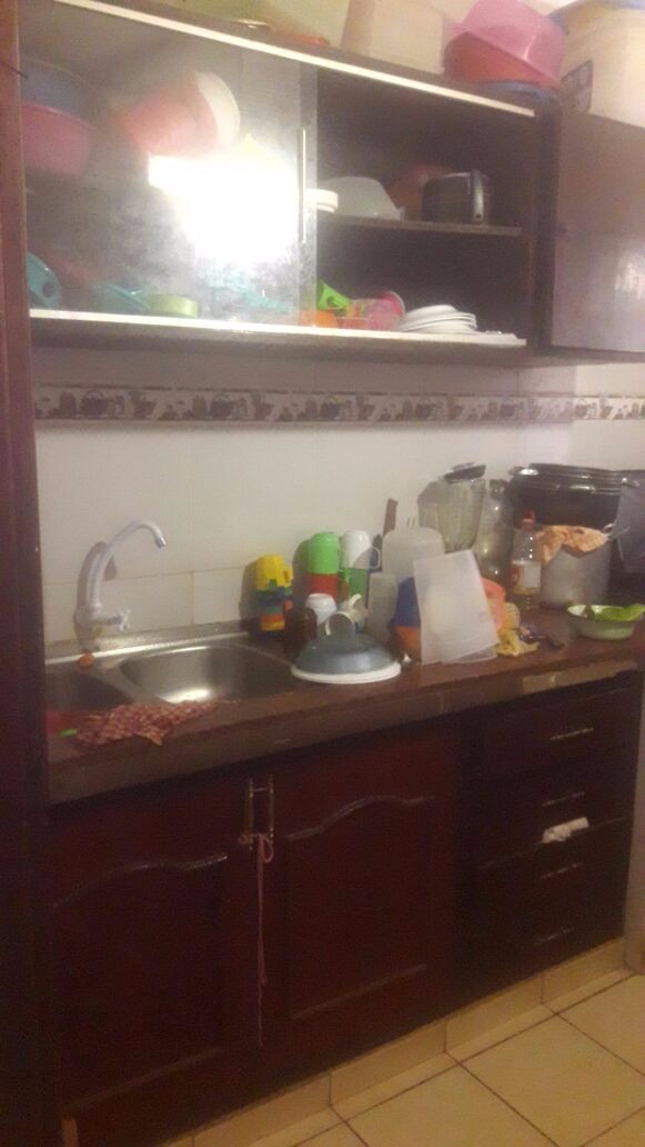 Casa en Anticrético 3 dormitorios 2 baños 2 parqueos Foto 3