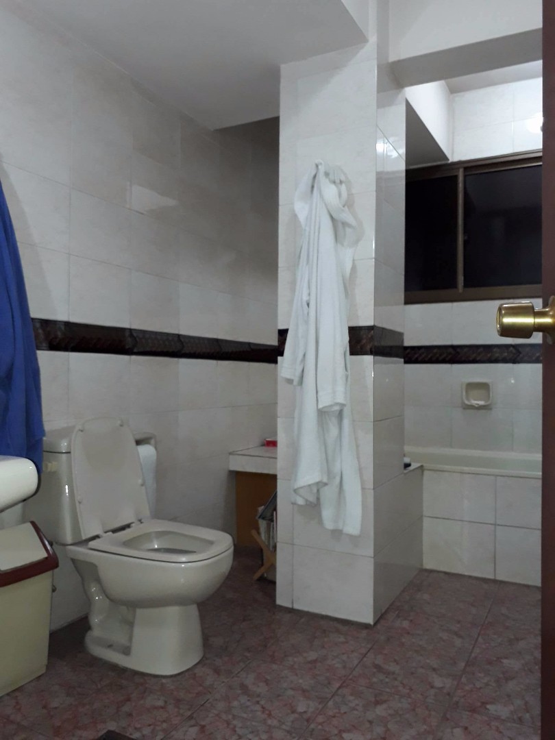 Departamento en Centro en Cochabamba 4 dormitorios 3 baños  Foto 3