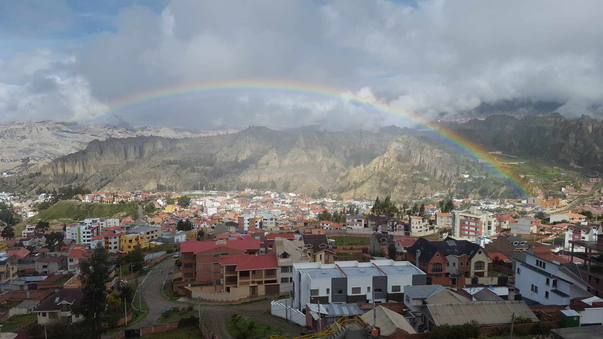 Casa en Achumani en La Paz 6 dormitorios 6 baños 3 parqueos Foto 5