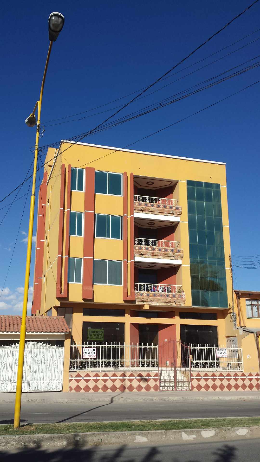 Departamento en Quillacollo en Cochabamba 13 dormitorios 11 baños 6 parqueos Foto 1
