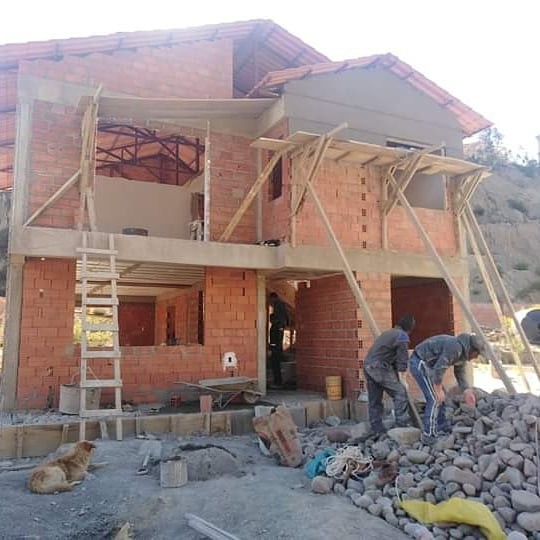 Casa en Mallasa en La Paz 3 dormitorios 3 baños 2 parqueos Foto 3