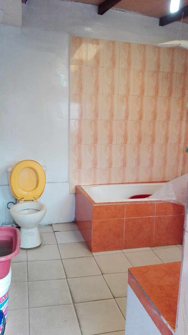 Casa en VentaZona de Villa Fátima, Final Caranavi, entre canchas Rosasani y Periferica consta de: 3 dormitorios 3 baños  Foto 12