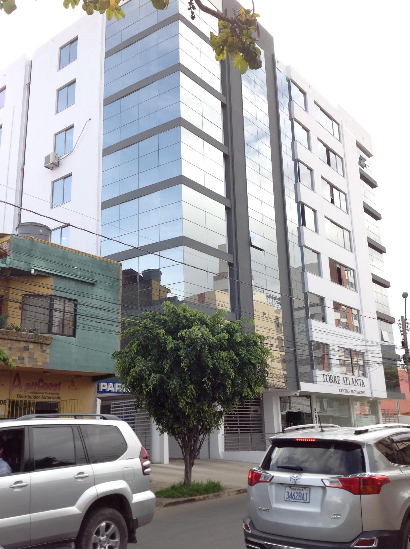 Oficina en AlquilerCalle Antezana entre La Paz y Oruro Edificio Torre Atlántida  1 dormitorios 1 baños  Foto 9