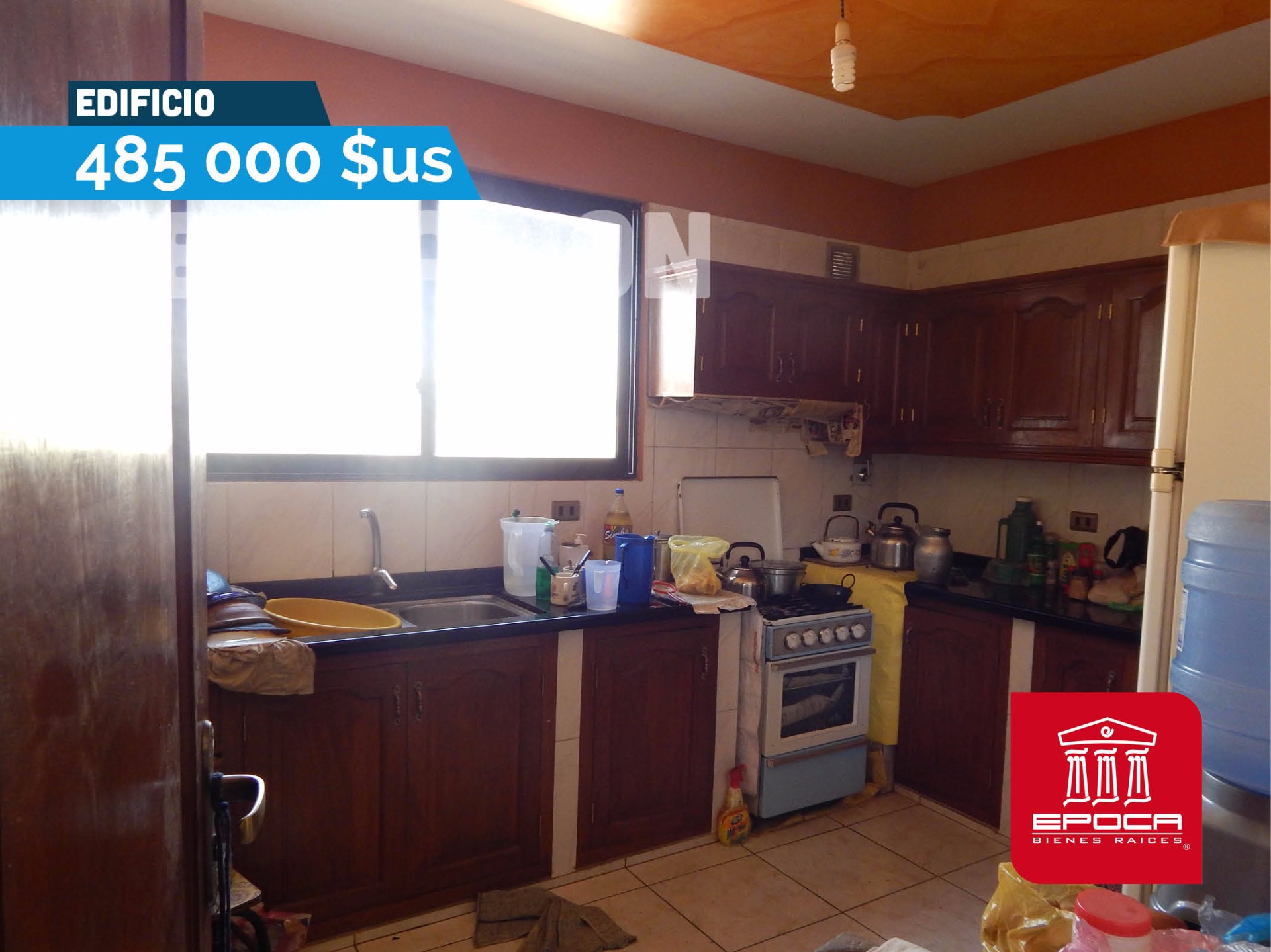 Casa en VentaAvenida petrolera km 3.5 Barrio Universitario, Vendo edificio 3  plantas de 1 suite 2 dormitorios (cada piso) 9 dormitorios 6 baños 4 parqueos Foto 9