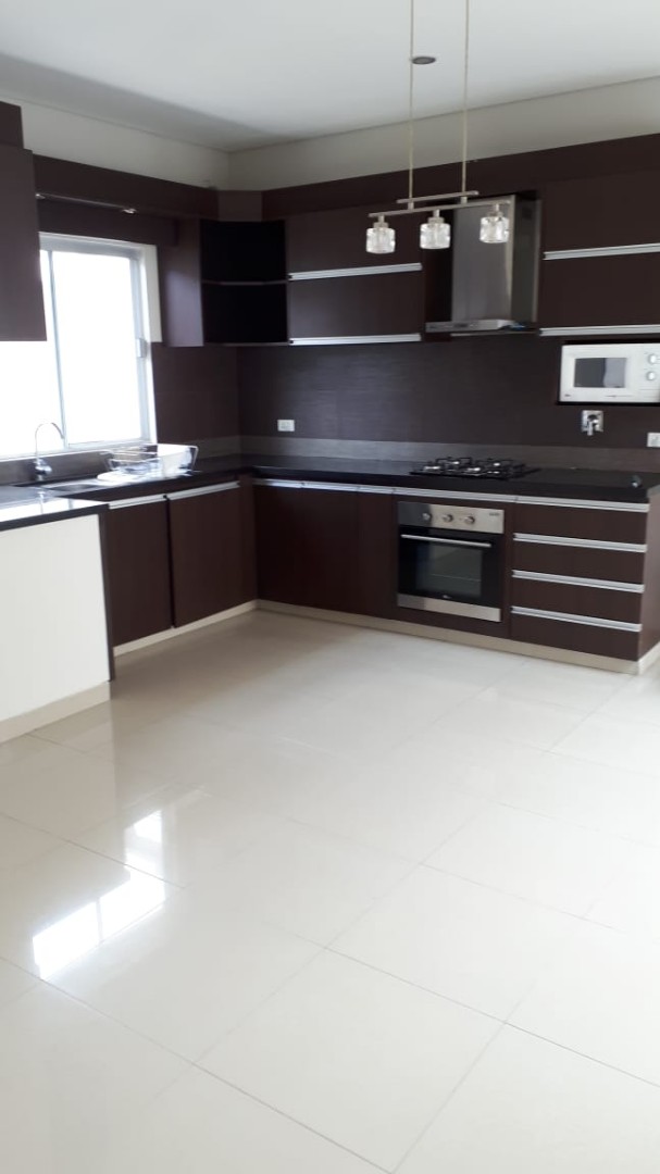 Casa en AlquilerBANZER Y BENI BARRIO VILLA LUZ ENTRE QUINTO Y SEXTO ANILLO 2 dormitorios 2 baños 1 parqueos Foto 1