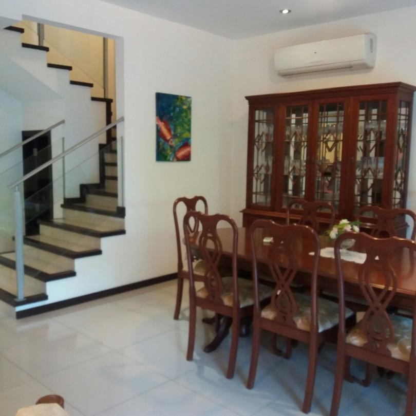 Casa en Doble vía La Guardia en Santa Cruz de la Sierra 3 dormitorios 4 baños 2 parqueos Foto 2