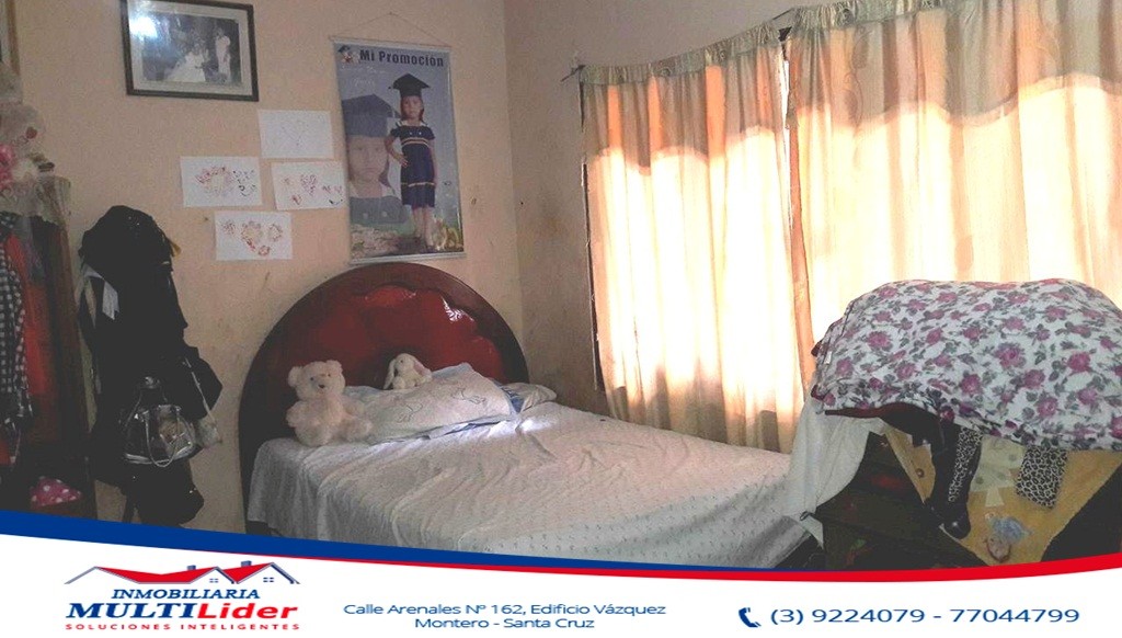 Casa en VentaCASA EN VENTA A 30 MTS DEL MERCADO VILLA VERDE DE MONTERO 4 dormitorios 2 baños 4 parqueos Foto 3