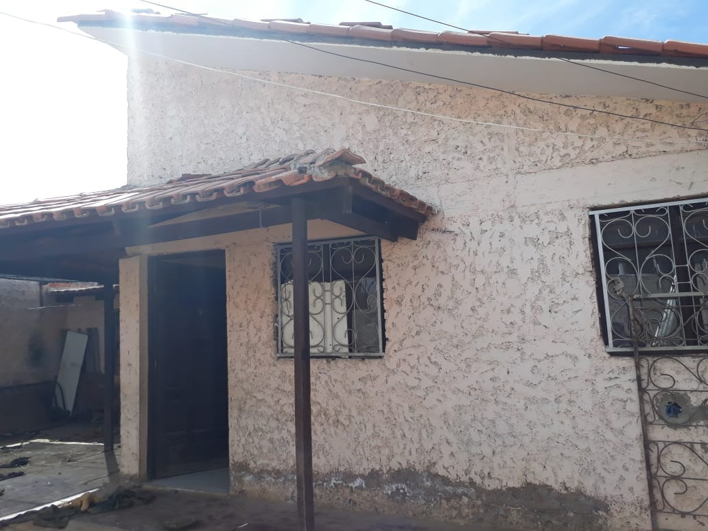 Casa en Sacaba en Cochabamba 3 dormitorios 2 baños 2 parqueos Foto 1