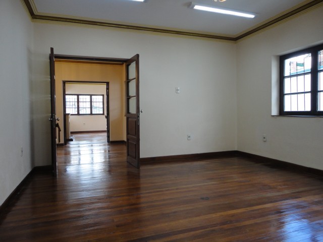Casa en AlquilerEn alquiler casa para oficinas en Miraflores Foto 6