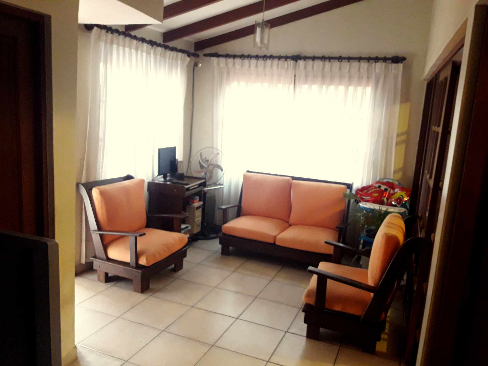 En Venta a $us 185,000 Foto 3