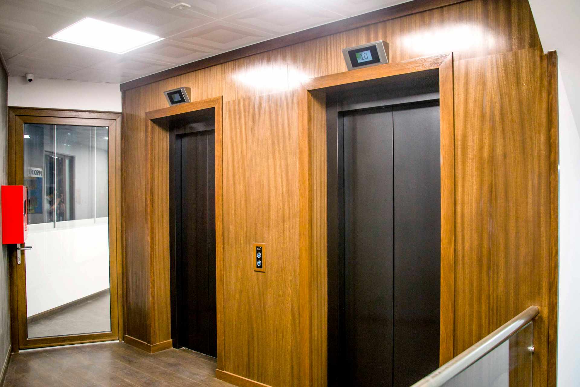 Oficina en AlquilerAv, Ramon Rivero frente al Parque Vial Foto 8