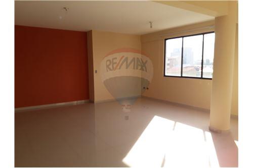 En Alquiler a $us 400 Foto 8