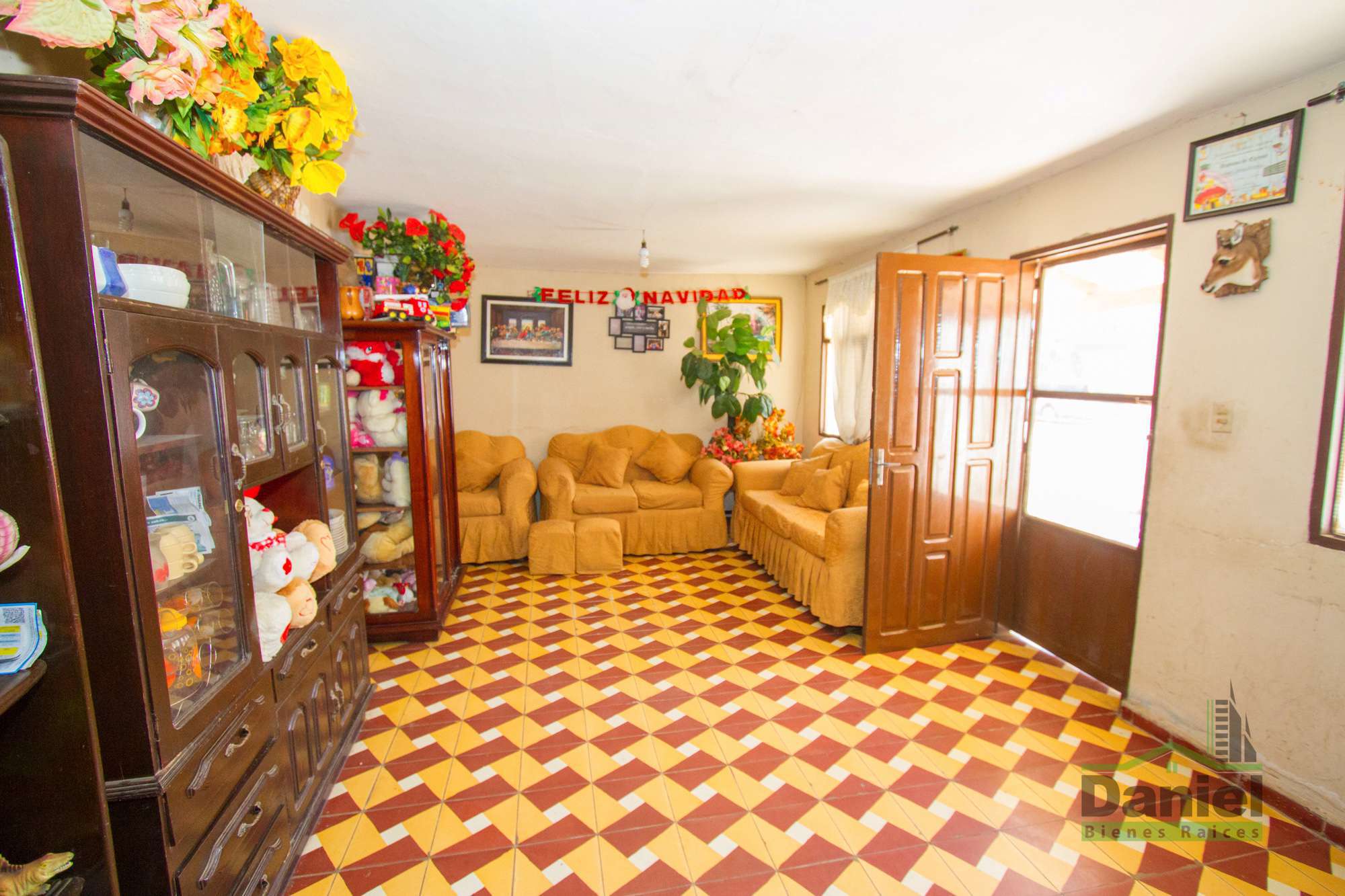 Casa en VentaSanta Cruz de la Sierra, Bolivia 3 dormitorios 2 baños 3 parqueos Foto 8
