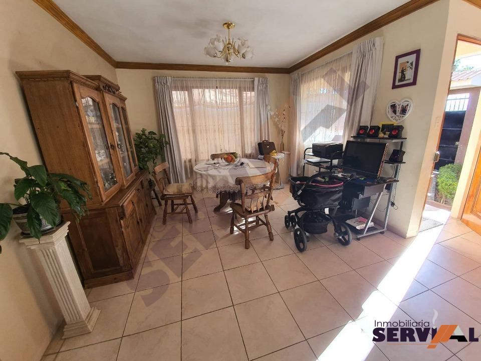 Casa CASA EN VENTA CON DEPARTAMENTO AUXILIAR INMEDIACIONES DEL KM 5 AV. CIRCUNVALACIÓN Foto 3