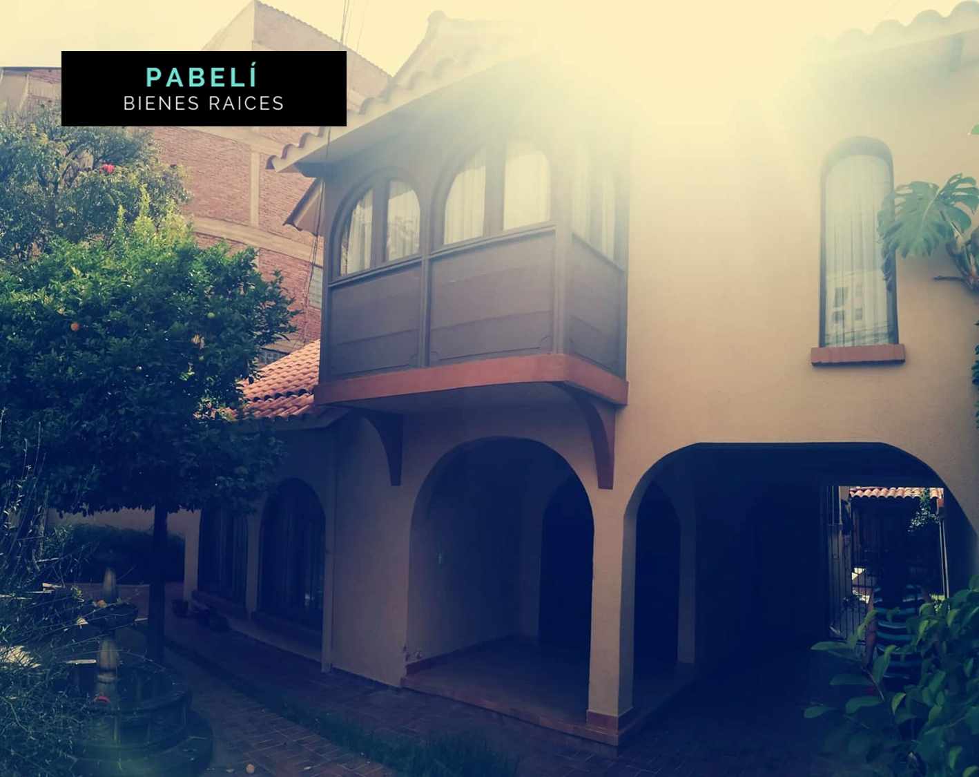 Casa Av. América próximo a la Melchor Perez de Olguín Foto 6