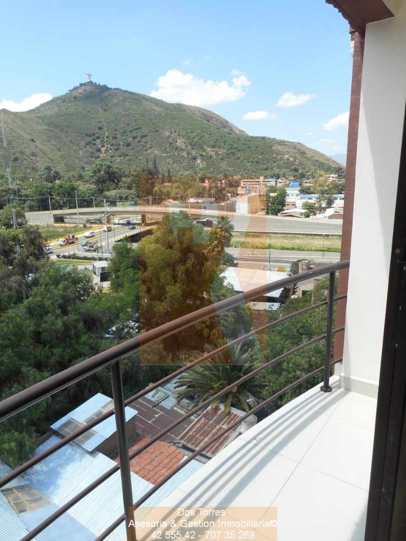 Departamento en Cala Cala en Cochabamba 4 dormitorios 3 baños 1 parqueos Foto 4