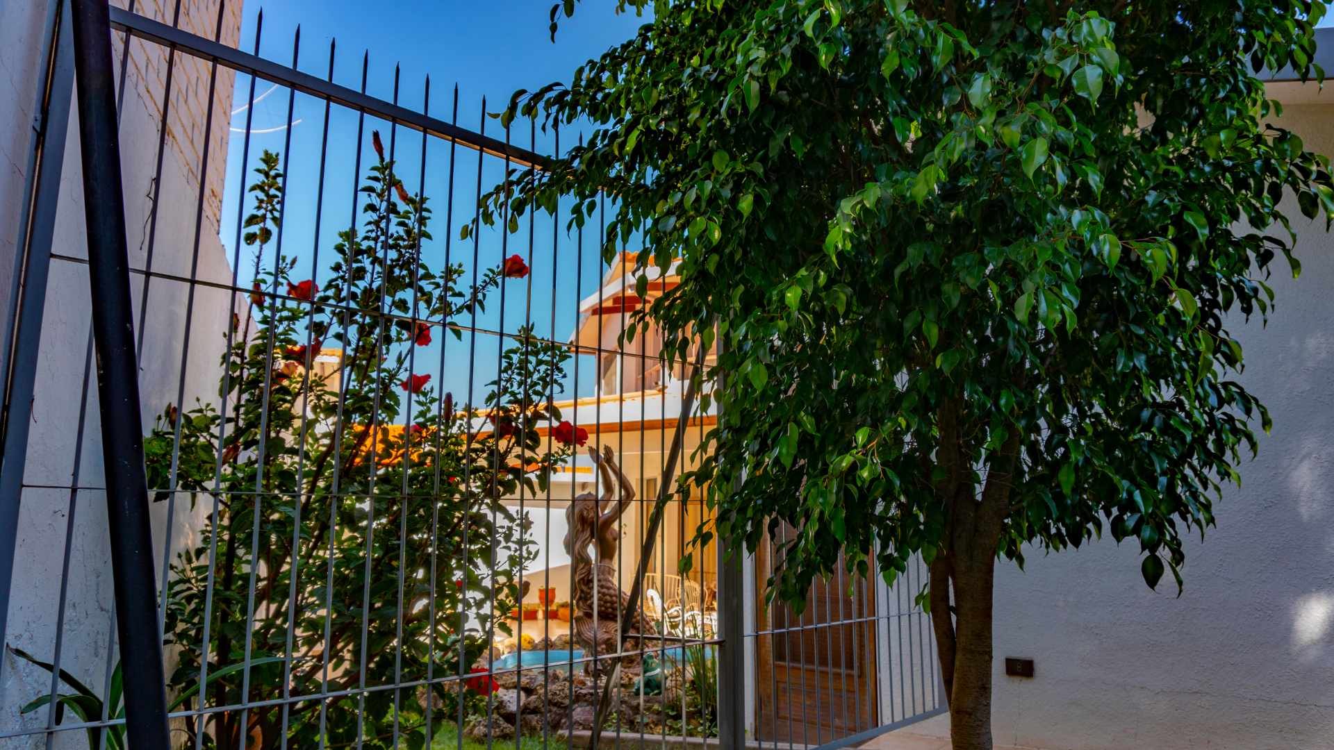 Casa en Aranjuez en Cochabamba 4 dormitorios 3 baños 3 parqueos Foto 7