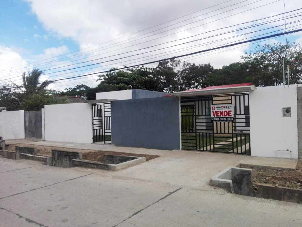 Casa COD-614 BARRIO 23 DE DICIEMBRE ZONA AV. VIRGEN DE COTOCA Foto 2