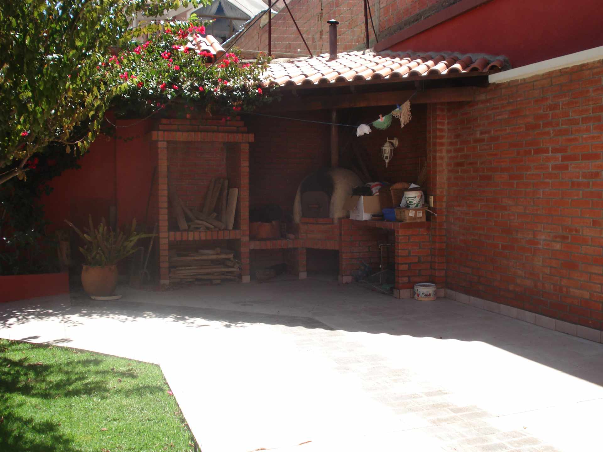 Casa en Seguencoma en La Paz 3 dormitorios 3 baños 2 parqueos Foto 3