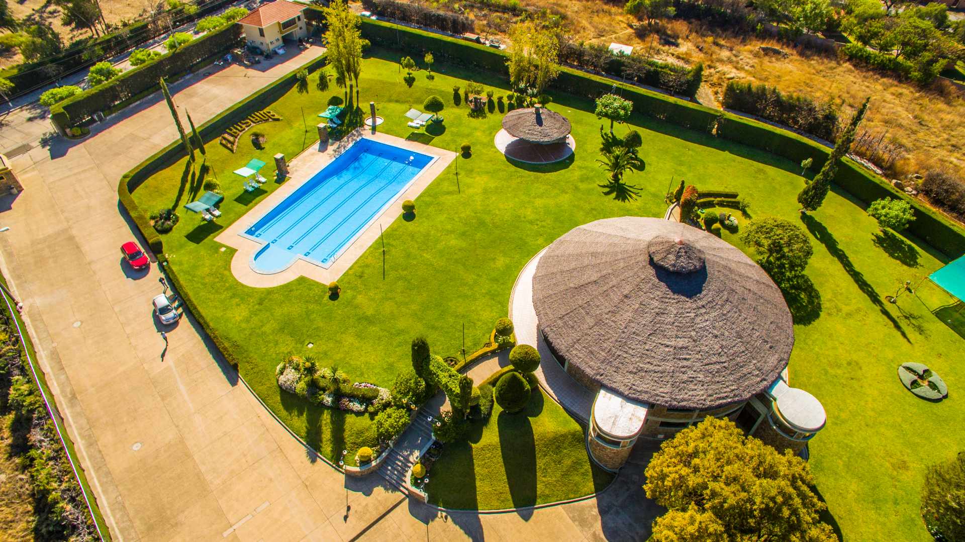 Casa en Villa Taquiña en Cochabamba 5 dormitorios 5 baños 3 parqueos Foto 21