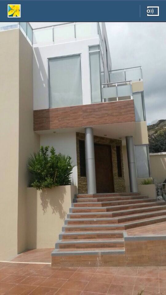 Casa en VentaAuquisamaña (Altura 21 de Calacoto) 4 dormitorios 6 baños 5 parqueos Foto 1