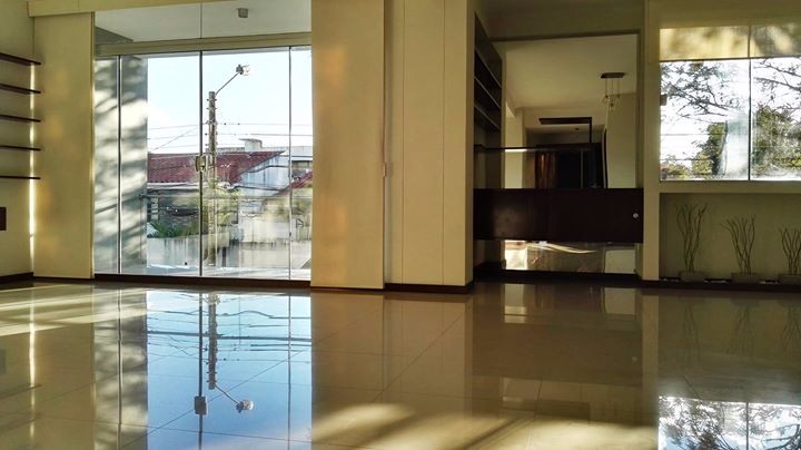 Departamento en AlquilerCondominio Kalamari,Barrio Equipetrol, calle Tucuman (6 oeste), departamento 104, entre Nicolas Ortiz y Plaza Italia 3 dormitorios 2 baños 1 parqueos Foto 6