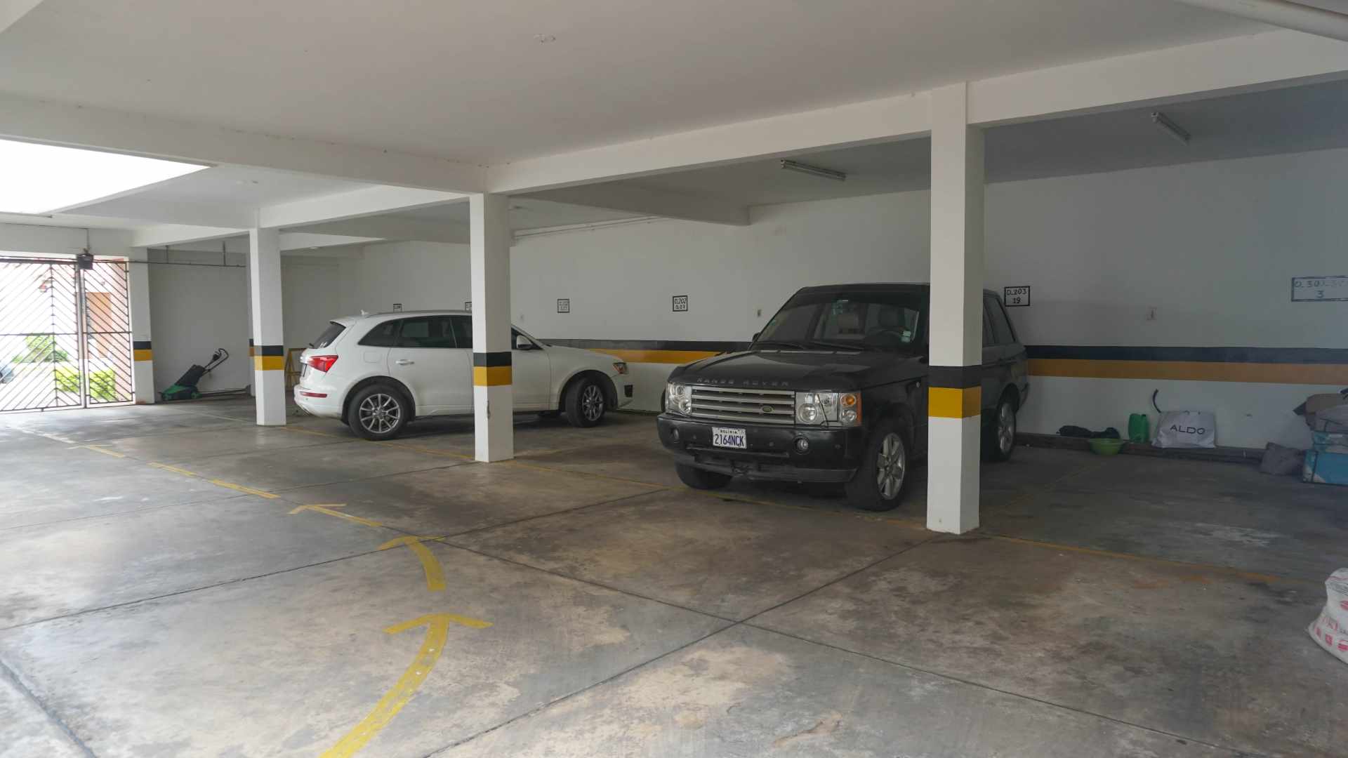 Departamento en VentaBarrio las palmas, calle Barcelona esquina calle las palmas 3 dormitorios 2 baños 1 parqueos Foto 4