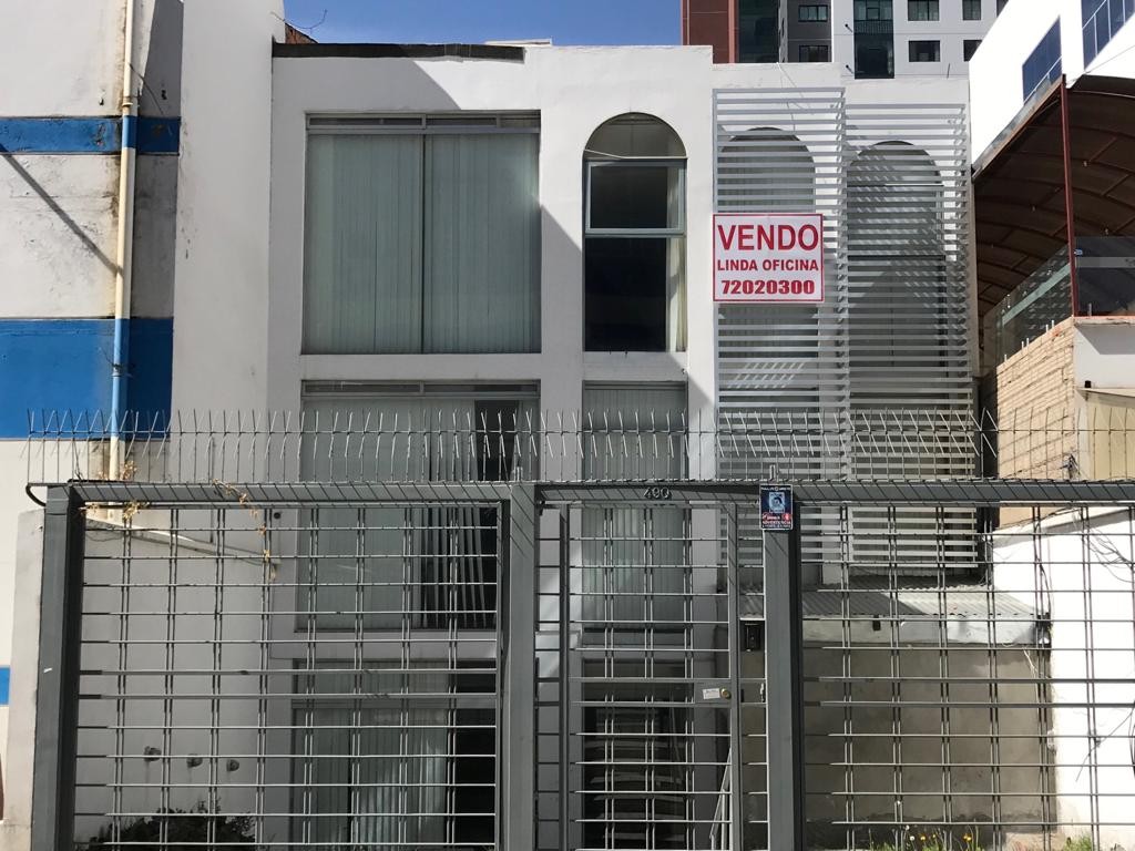 Edificio en Obrajes en La Paz 1 dormitorios 6 baños  Foto 1