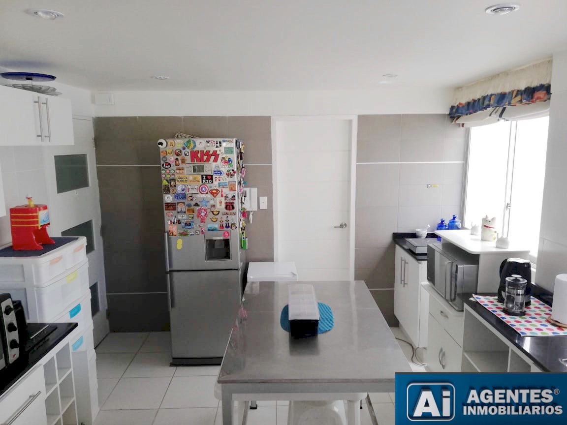 Departamento en VentaAv. COSTANERA DE LOS PINOS Foto 3