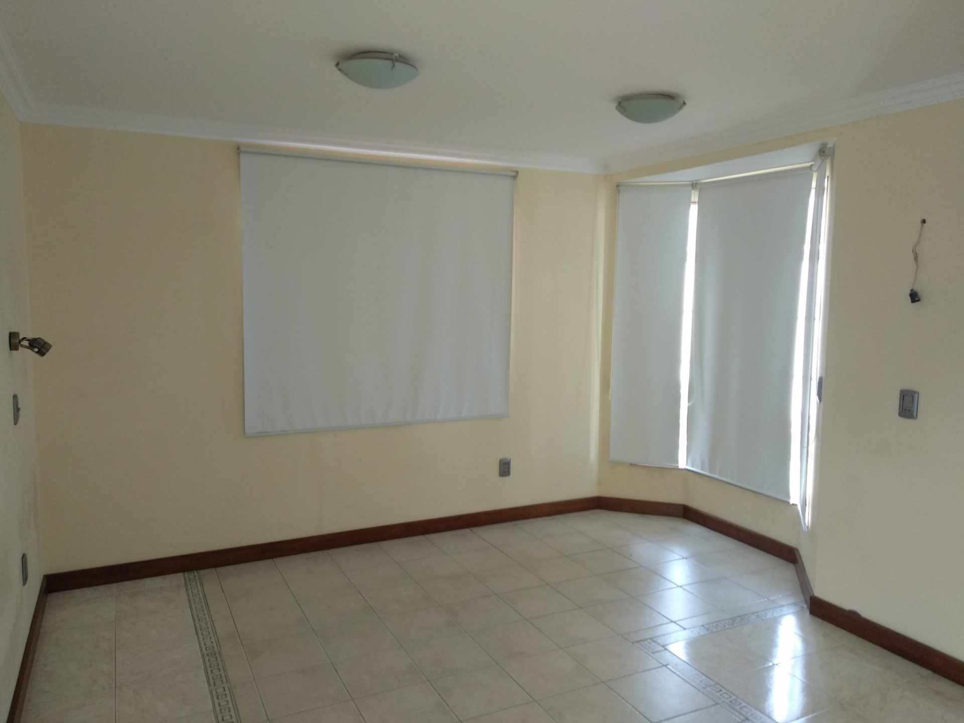 Casa en Mecapaca en La Paz 4 dormitorios 3 baños 6 parqueos Foto 18