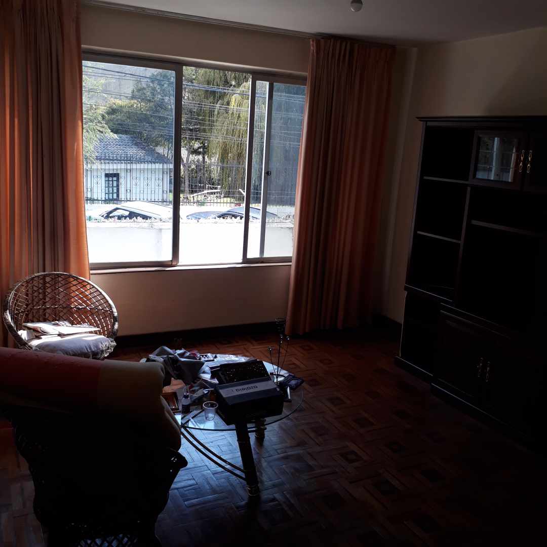 Casa en Calacoto en La Paz 5 dormitorios 5 baños 4 parqueos Foto 9