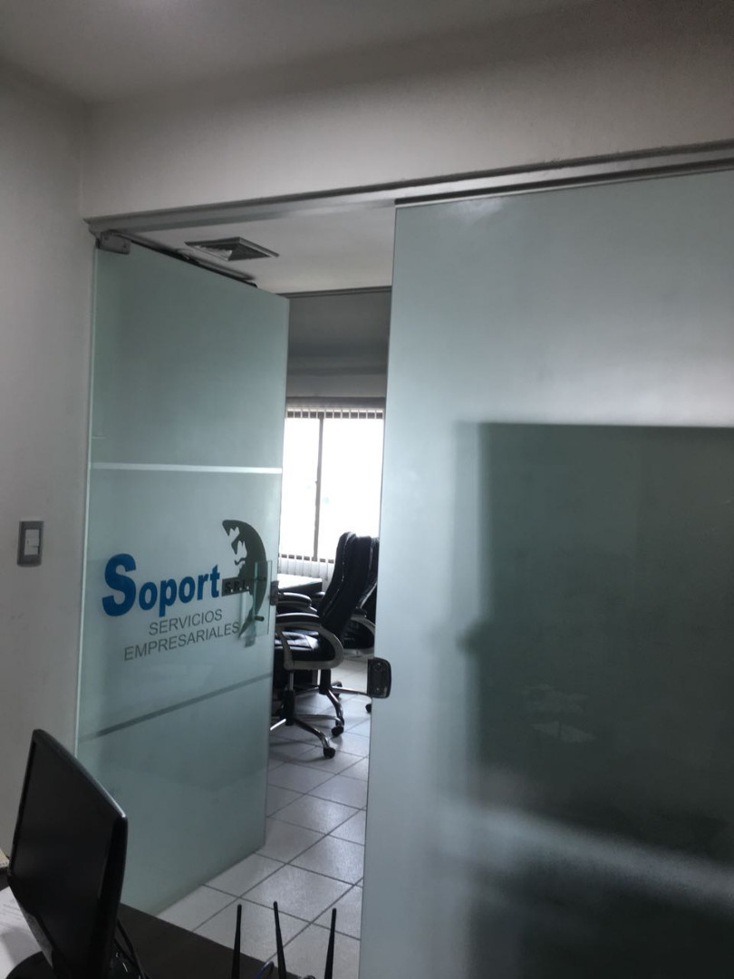 Oficina Ave. Monseñor Rivero #359 Edif. Milenio Foto 5