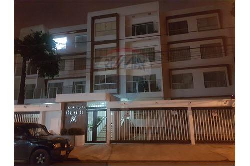 Departamento Esteban Rosas Foto 9