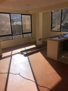 Departamento en Seguencoma en La Paz 3 dormitorios 3 baños 1 parqueos Foto 2