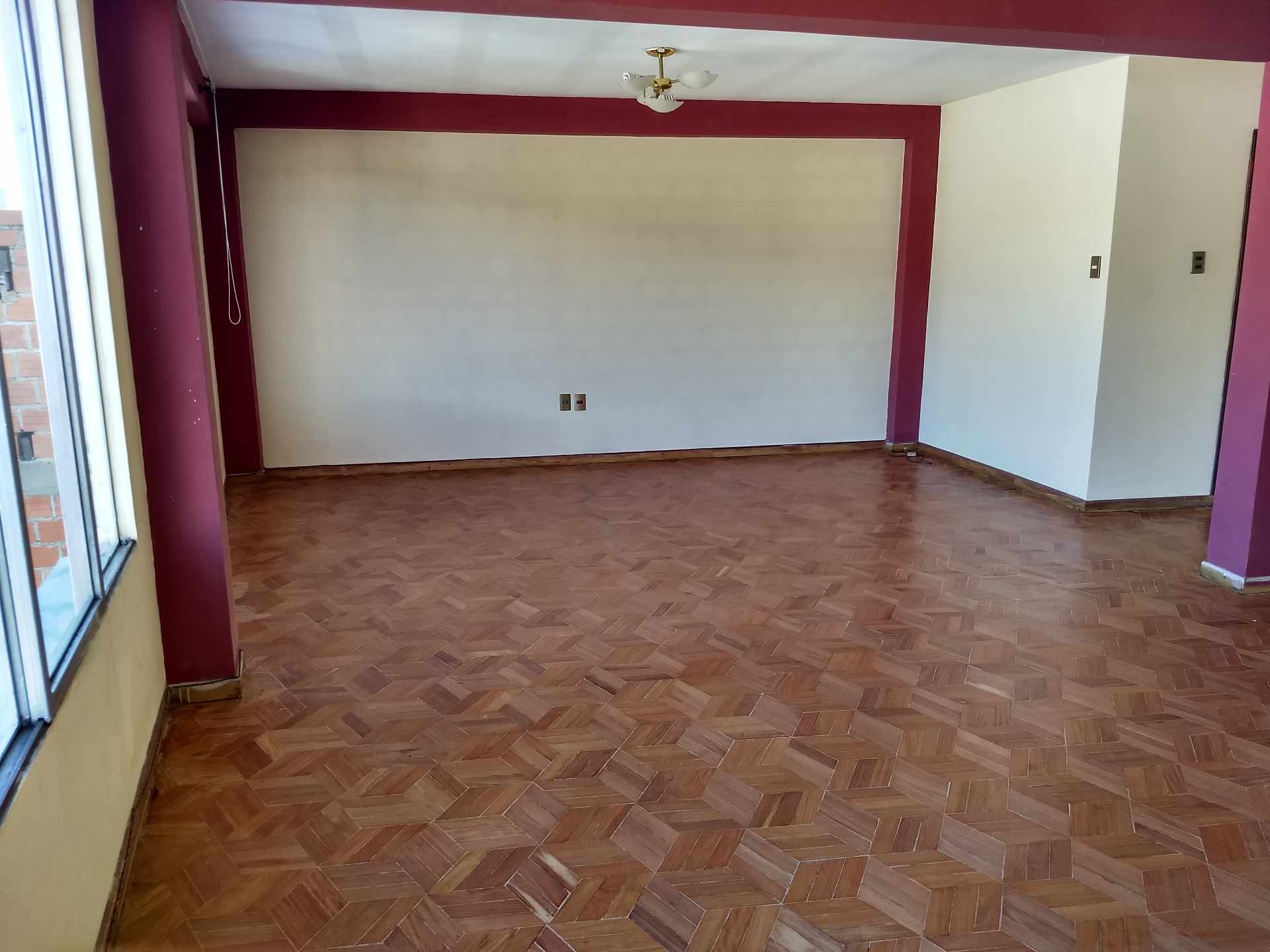 Departamento Av Tejada Sorzano #1301 esq. San Salvador Foto 9