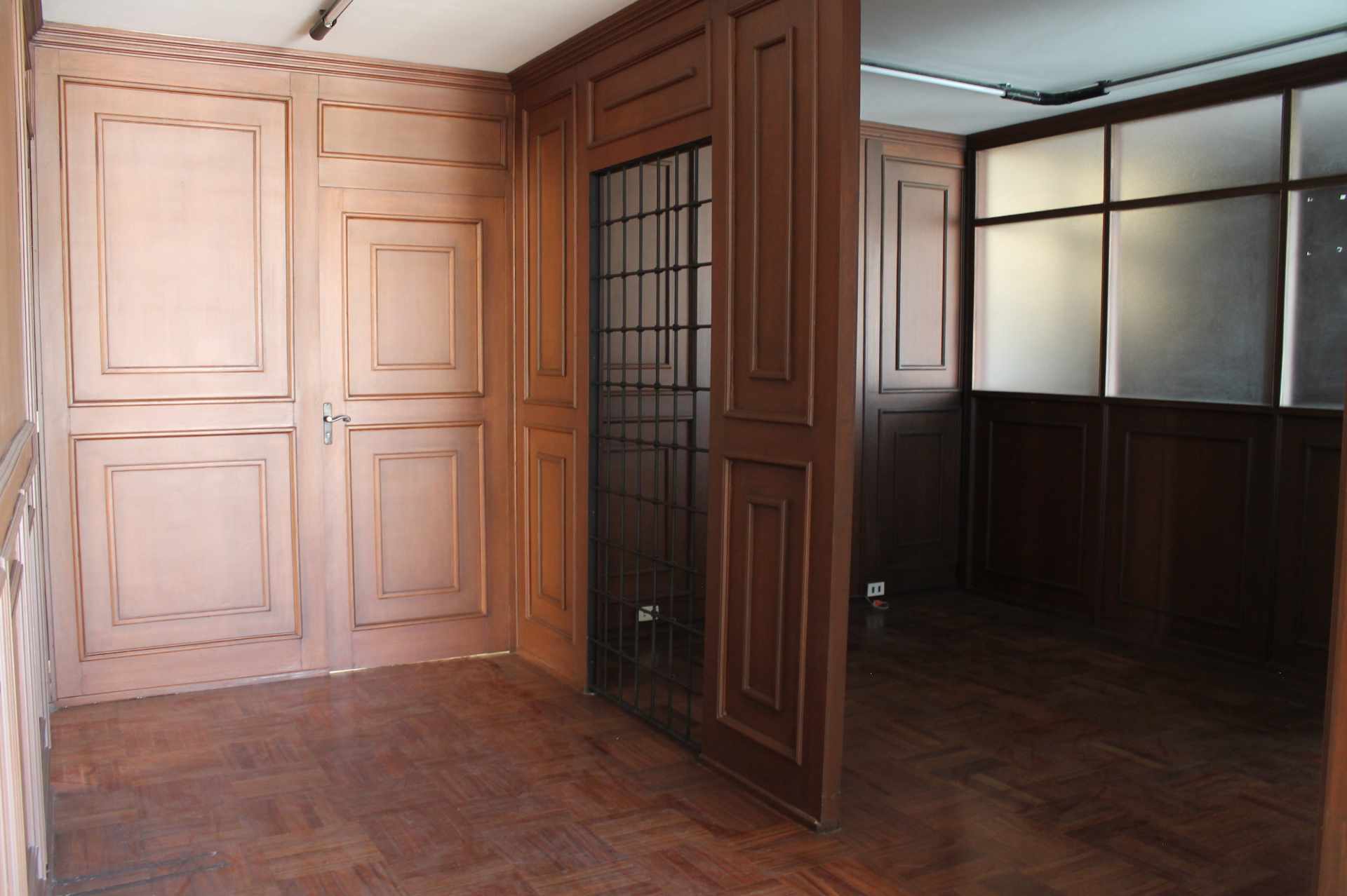 Oficina en Jayhuayco en Cochabamba 7 dormitorios 4 baños  Foto 8